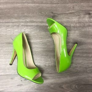 Michael Antonio Patent Leather Lime Green Pumps 6
